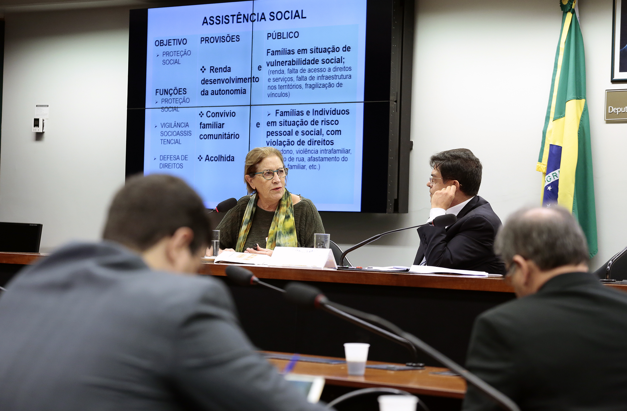 Comissão alerta sobre falta de recursos para programas sociais